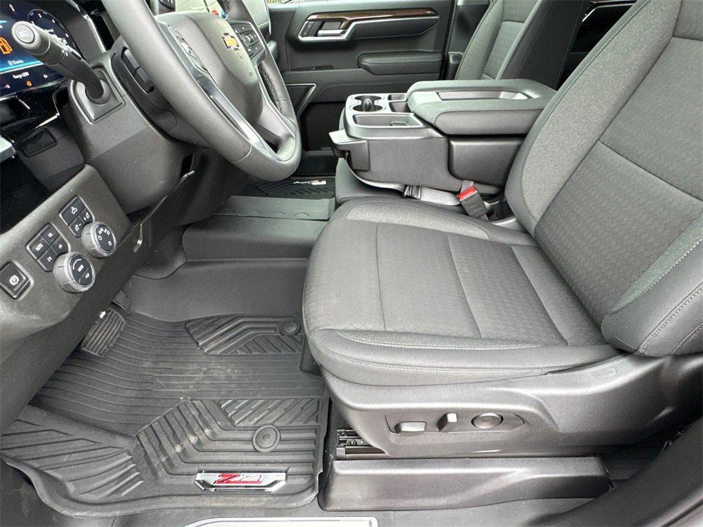 new 2025 Chevrolet Silverado 1500 car, priced at $47,885