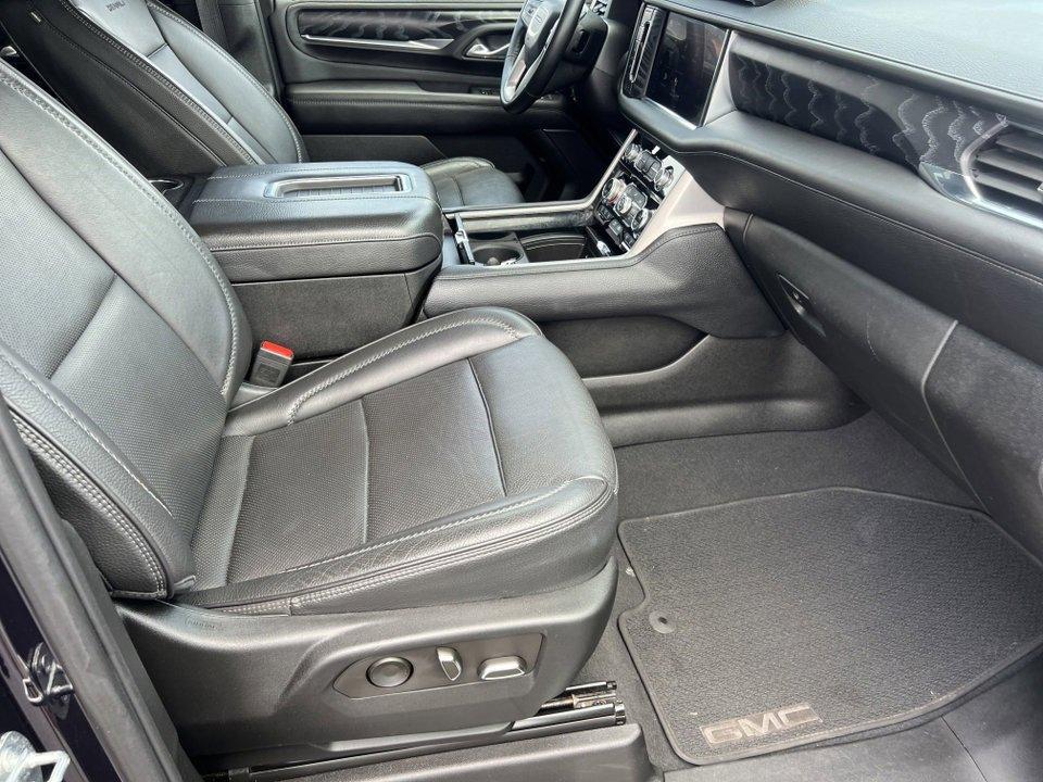 used 2023 GMC Yukon XL car, priced at $51,996