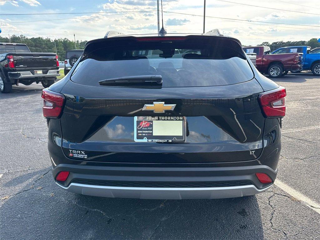 new 2025 Chevrolet Trax car, priced at $21,190