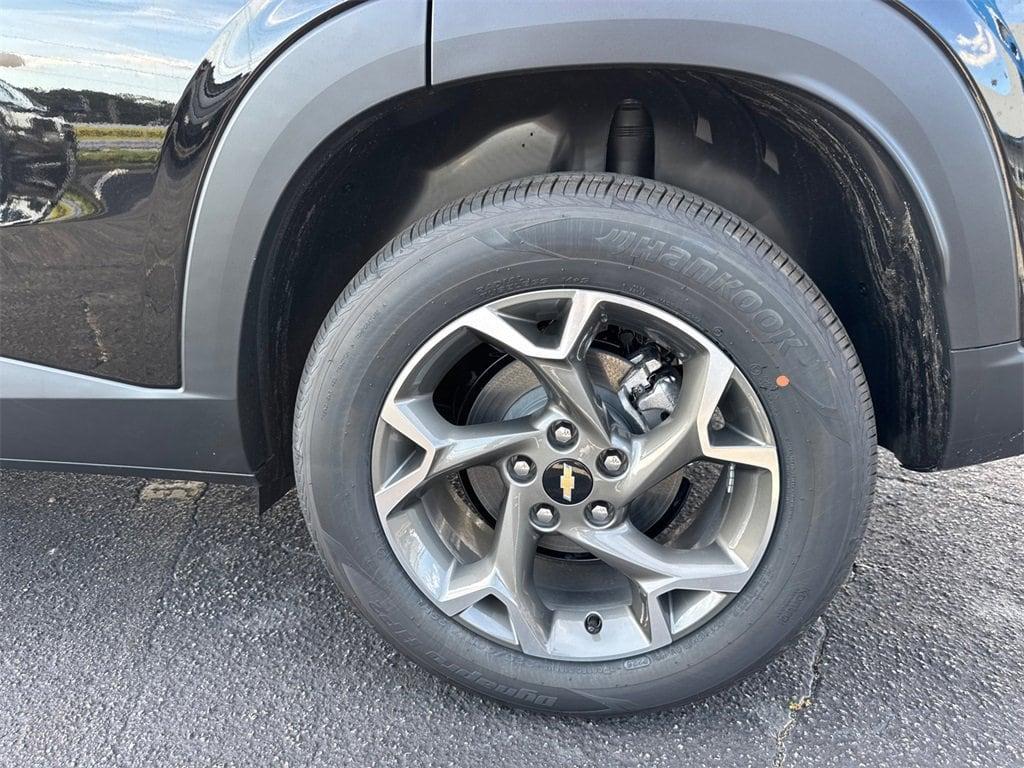 new 2025 Chevrolet Trax car, priced at $21,190