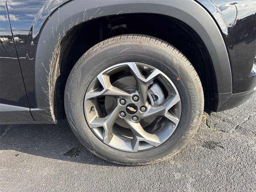 new 2025 Chevrolet Trax car, priced at $21,190