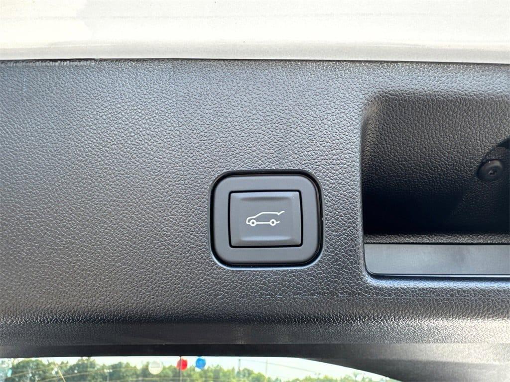 new 2025 Chevrolet Equinox EV car, priced at $36,015