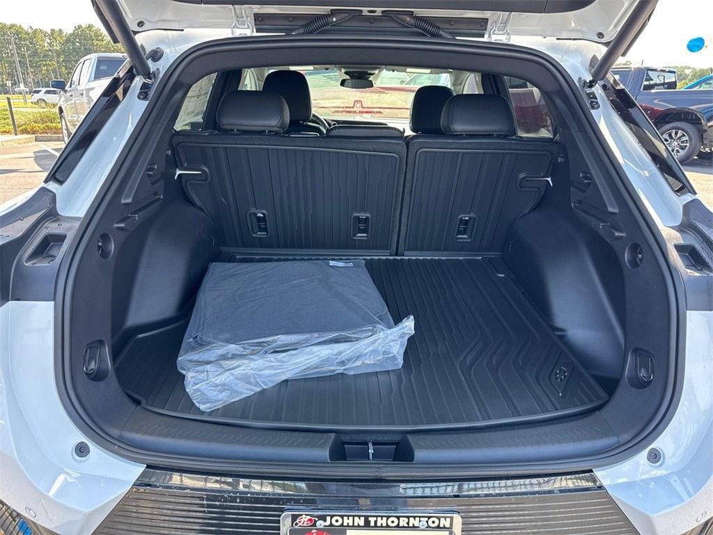new 2025 Chevrolet Equinox EV car, priced at $36,015