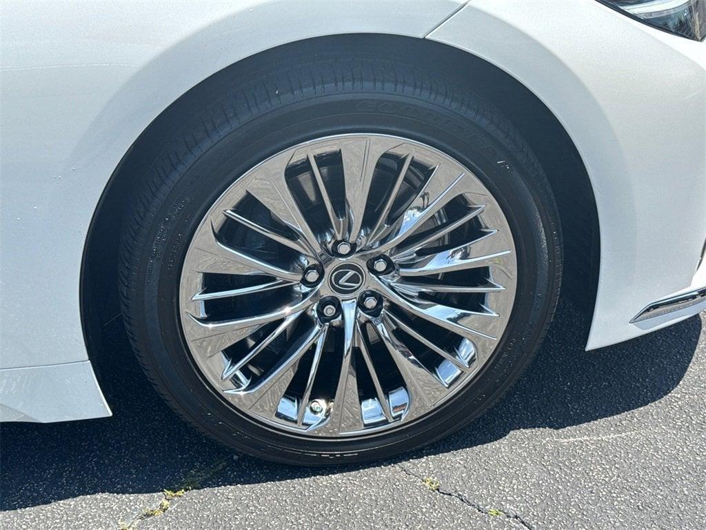 used 2022 Lexus LS 500 car, priced at $56,854