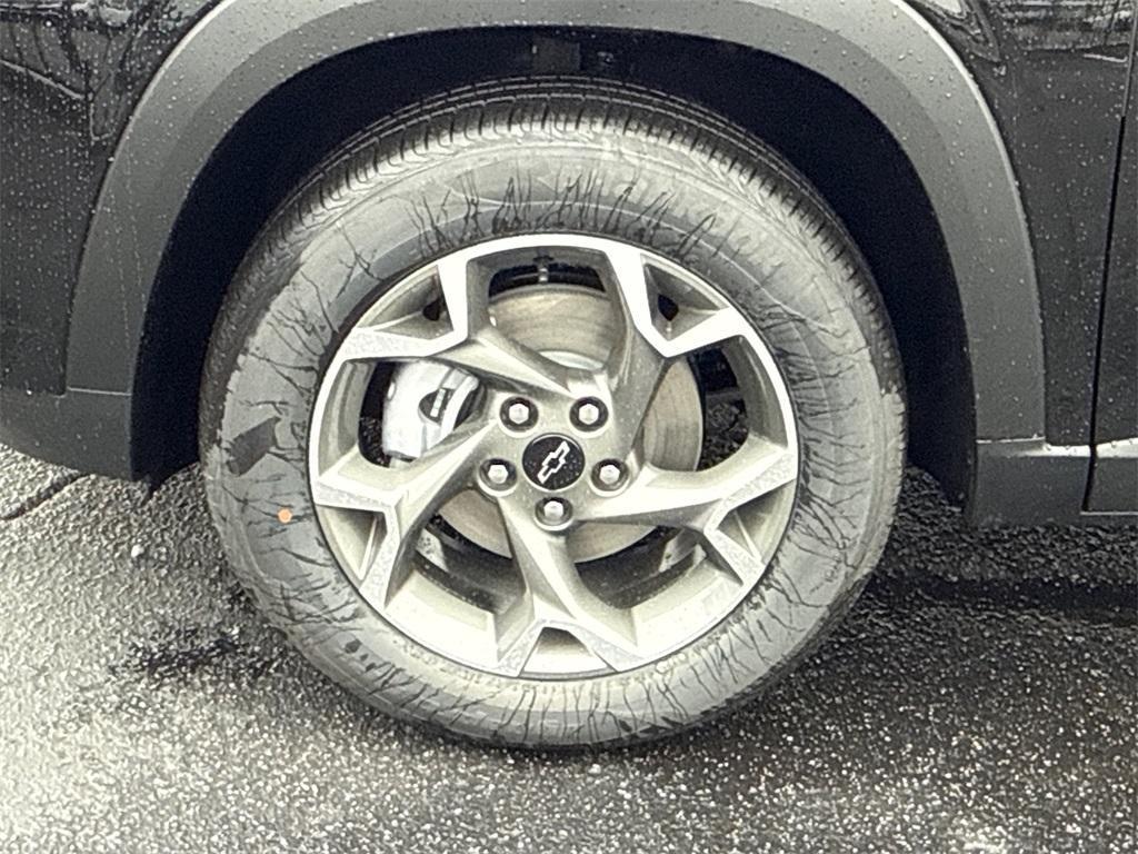 new 2026 Chevrolet Trax car, priced at $26,755