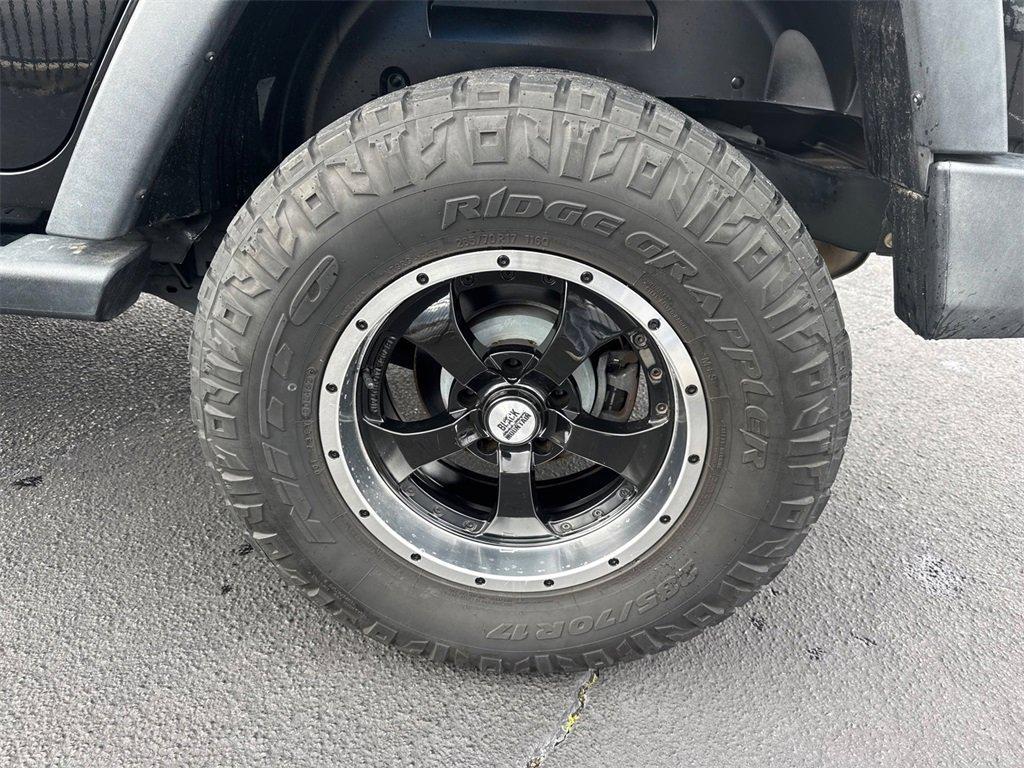 used 2013 Jeep Wrangler Unlimited car, priced at $14,314