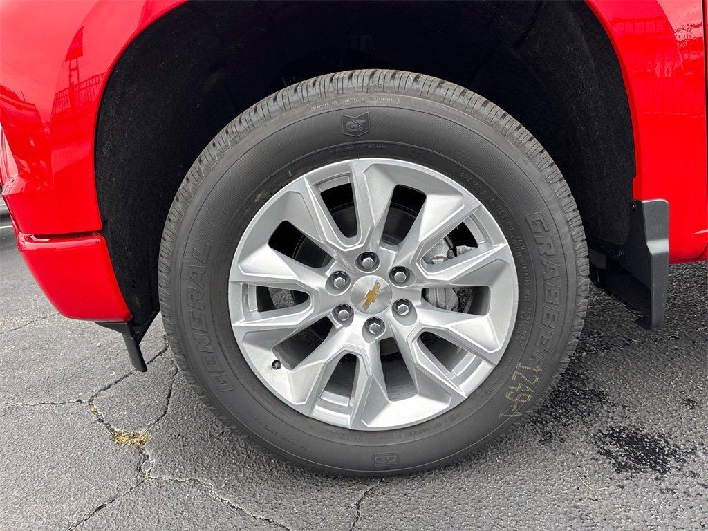 new 2026 Chevrolet Silverado 1500 car, priced at $39,575