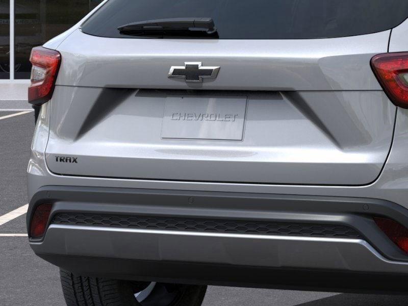 new 2025 Chevrolet Trax car, priced at $22,110
