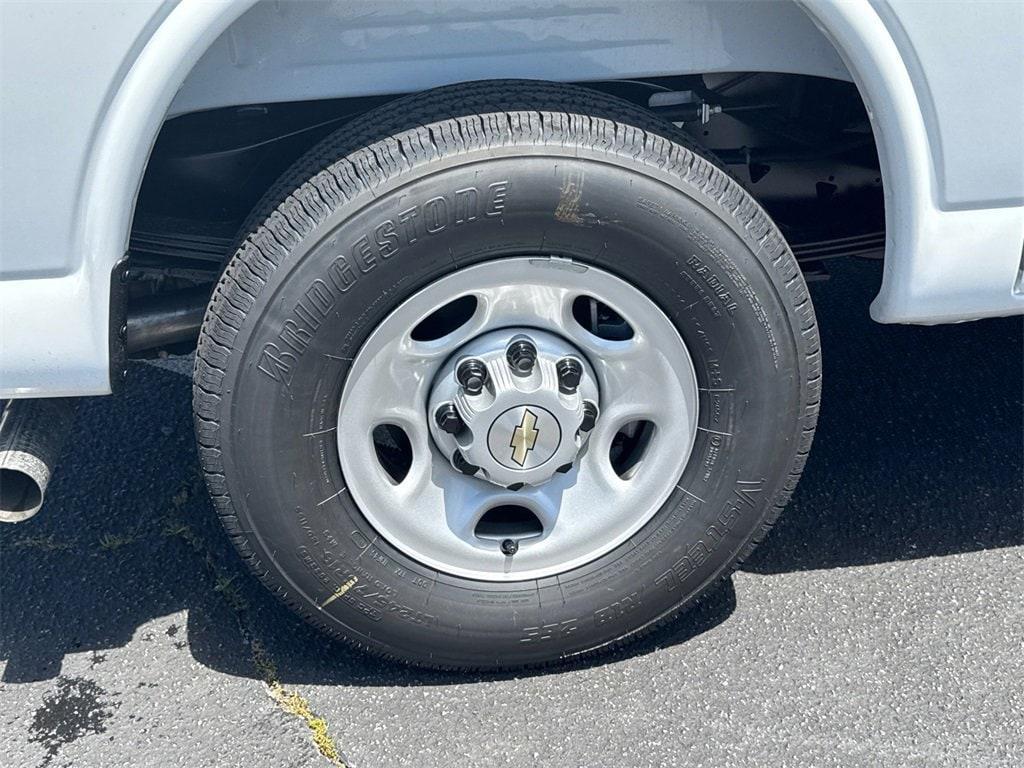 new 2025 Chevrolet Express 2500 car, priced at $50,870