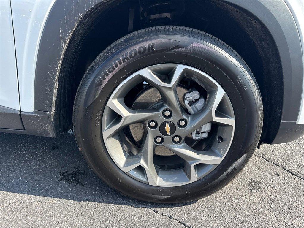 used 2024 Chevrolet Trax car, priced at $23,416