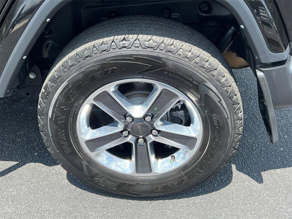 used 2022 Jeep Wrangler Unlimited car, priced at $32,614