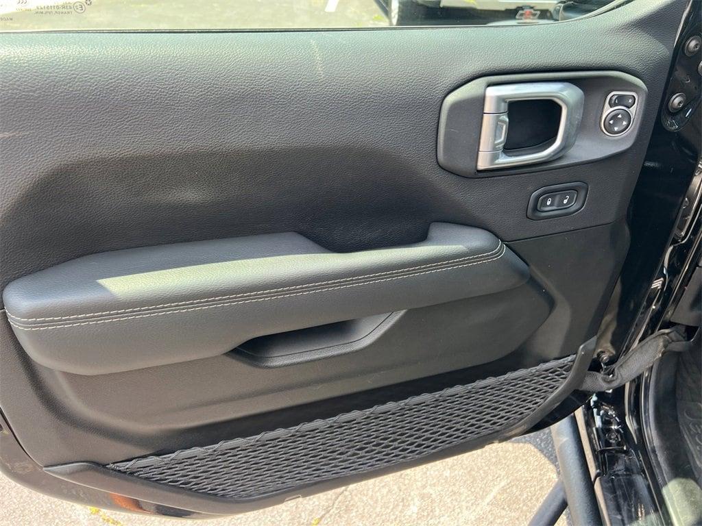 used 2022 Jeep Wrangler Unlimited car, priced at $32,614