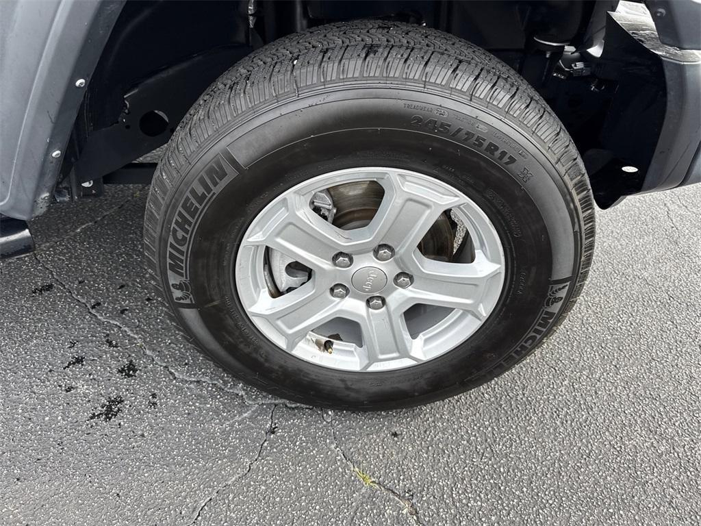 used 2021 Jeep Wrangler car, priced at $23,354