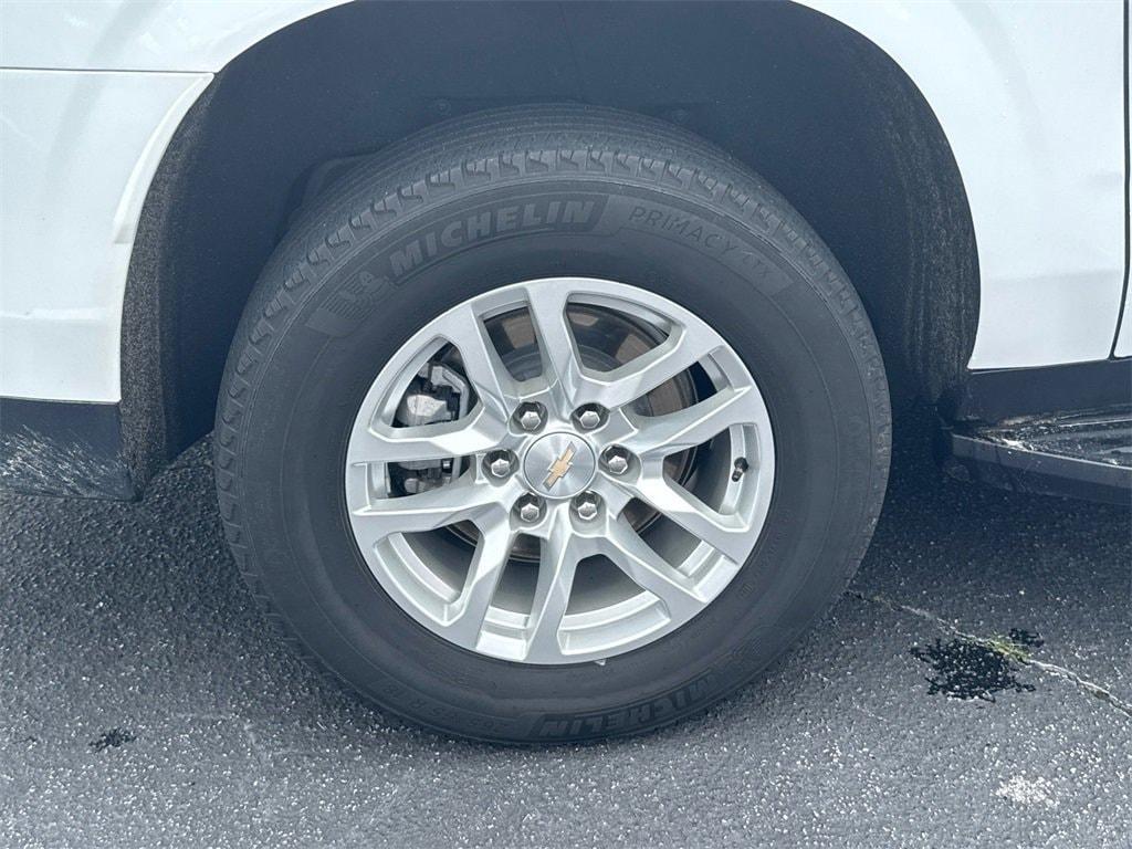 used 2023 Chevrolet Suburban car, priced at $41,996