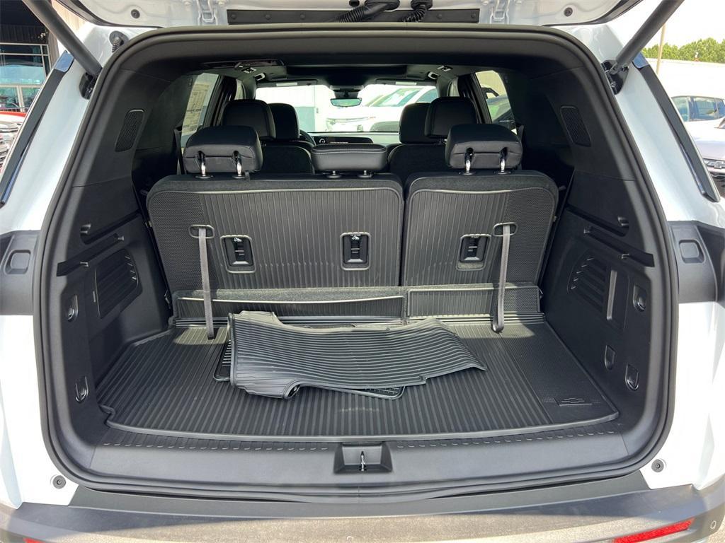 new 2026 Chevrolet Traverse car, priced at $46,410