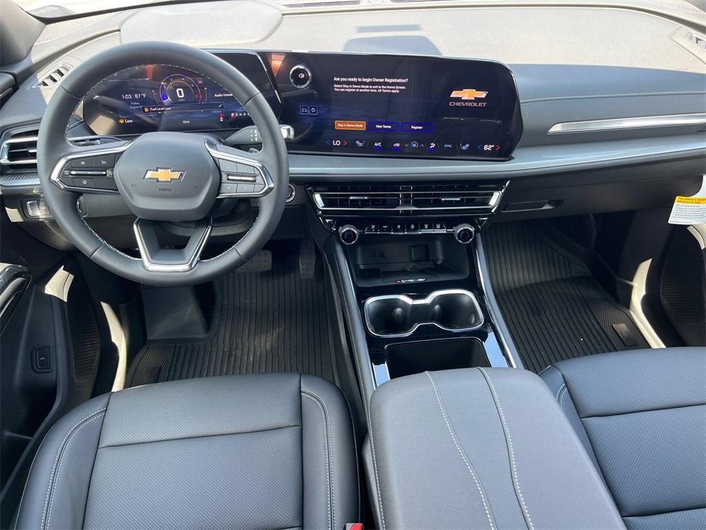 new 2026 Chevrolet Traverse car, priced at $46,410