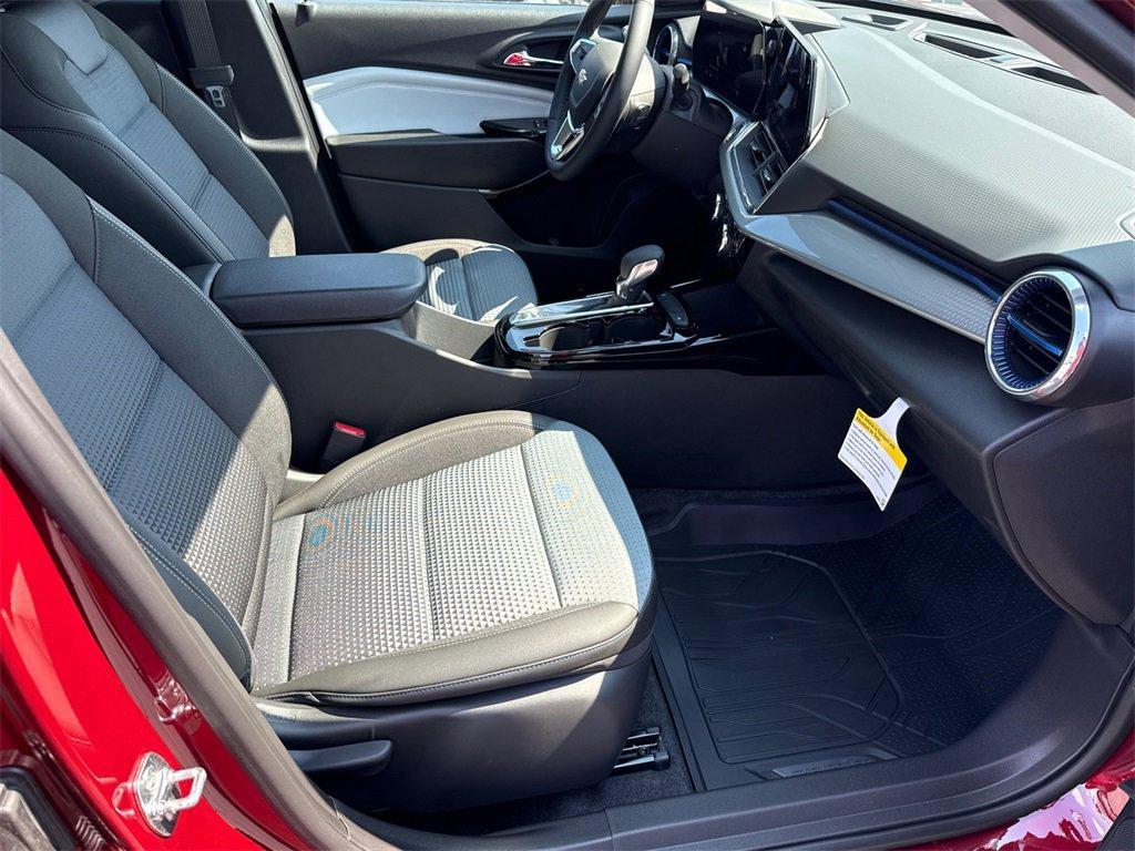 new 2025 Chevrolet Trax car, priced at $22,610