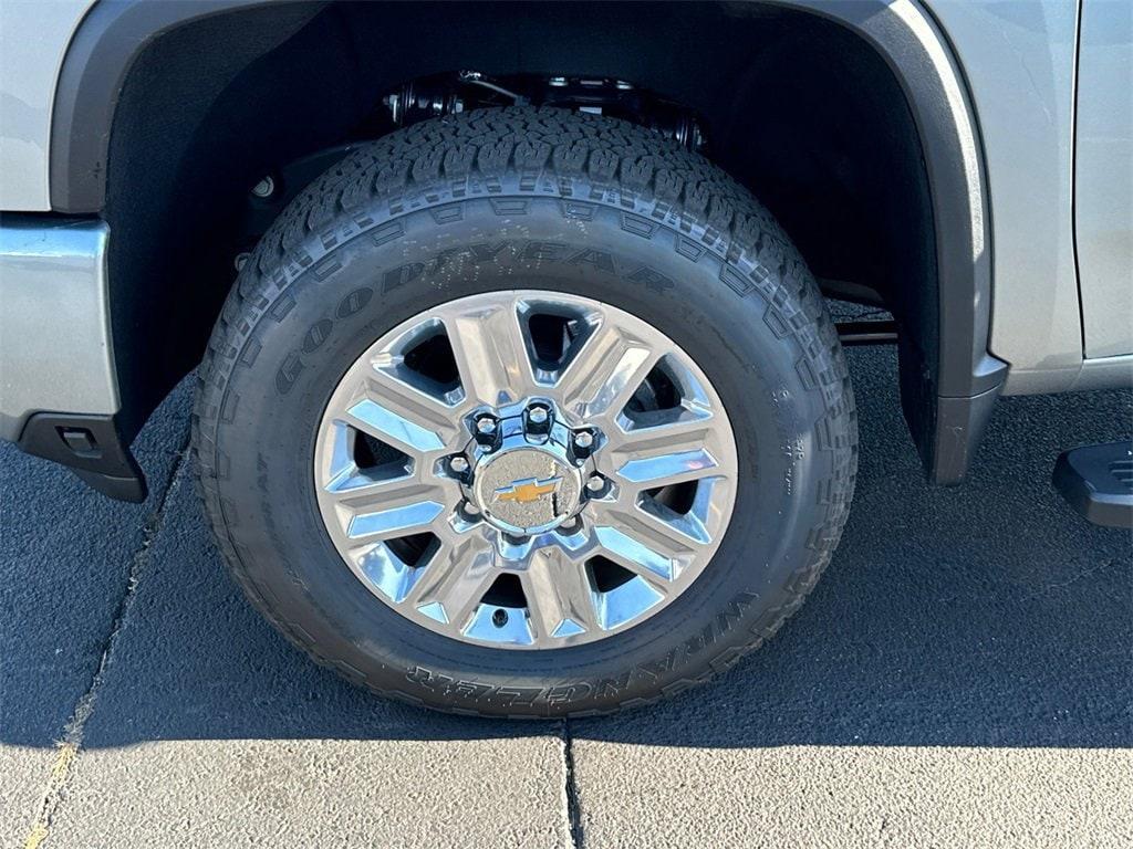 new 2025 Chevrolet Silverado 2500 car, priced at $79,255