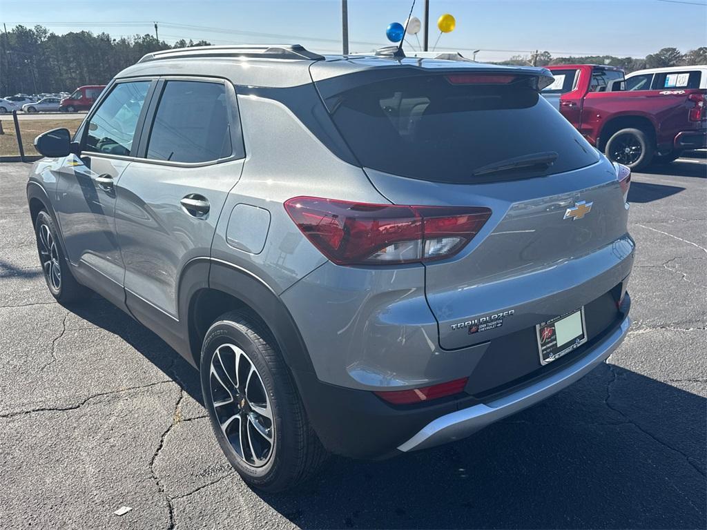new 2026 Chevrolet TrailBlazer car, priced at $27,050