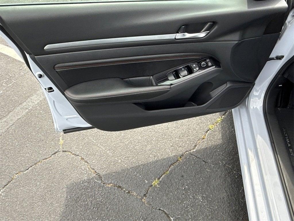 used 2023 Nissan Altima car, priced at $21,854