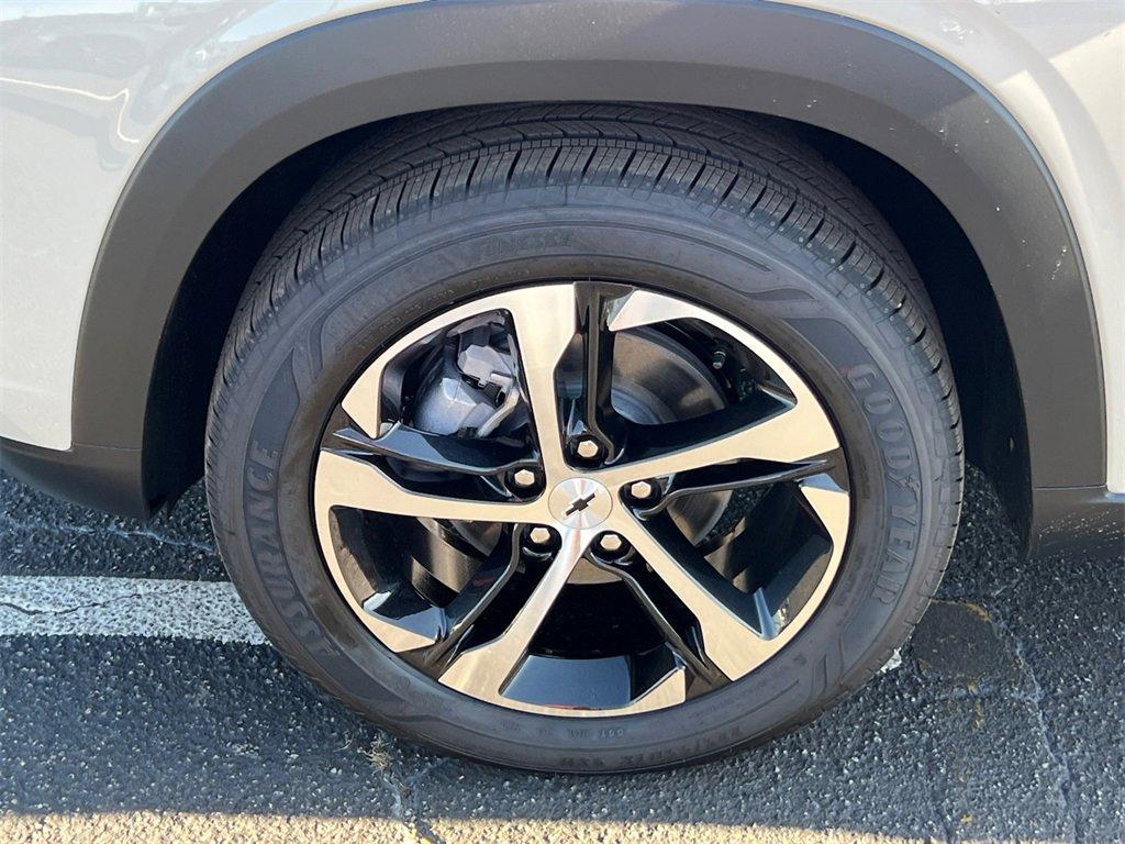 new 2026 Chevrolet Trax car, priced at $25,100