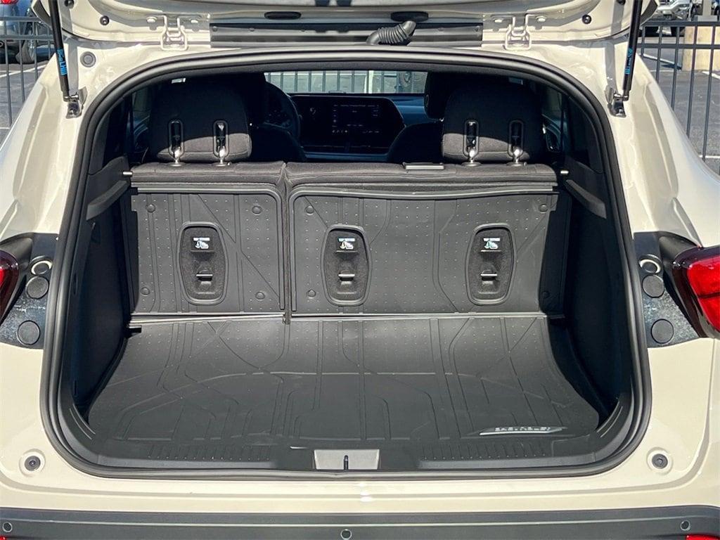 new 2026 Chevrolet Trax car, priced at $25,100