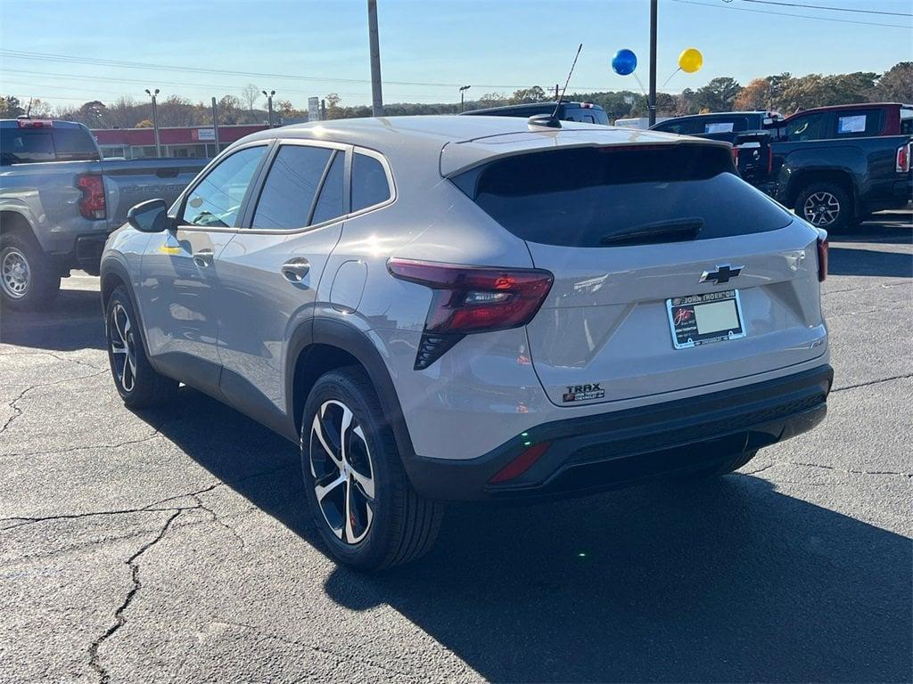new 2026 Chevrolet Trax car, priced at $25,100