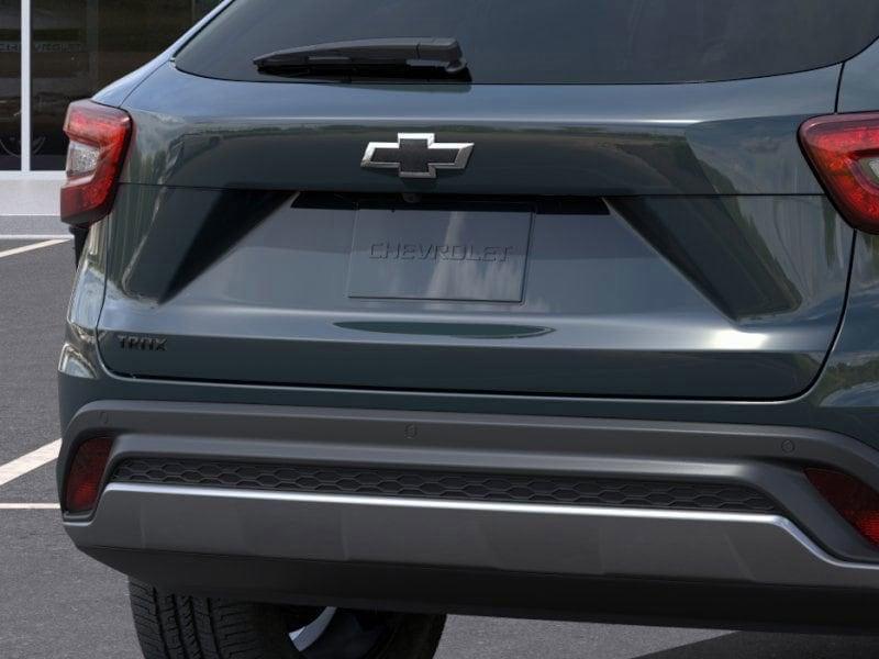 new 2025 Chevrolet Trax car, priced at $23,110