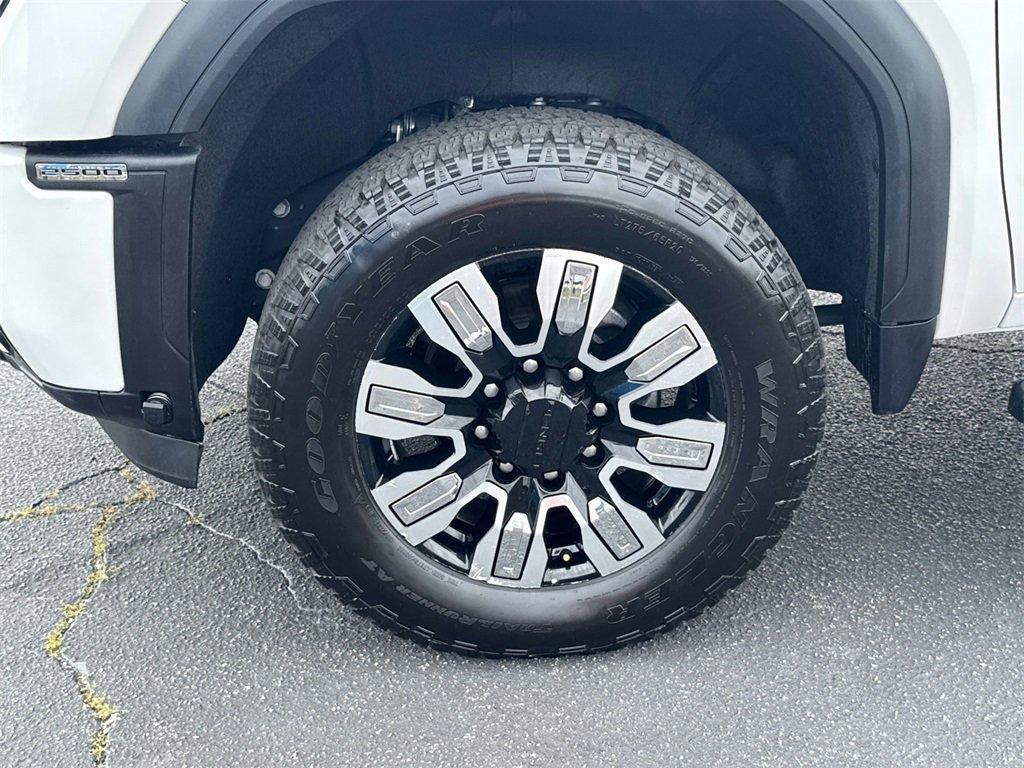used 2025 GMC Sierra 2500 car, priced at $77,996