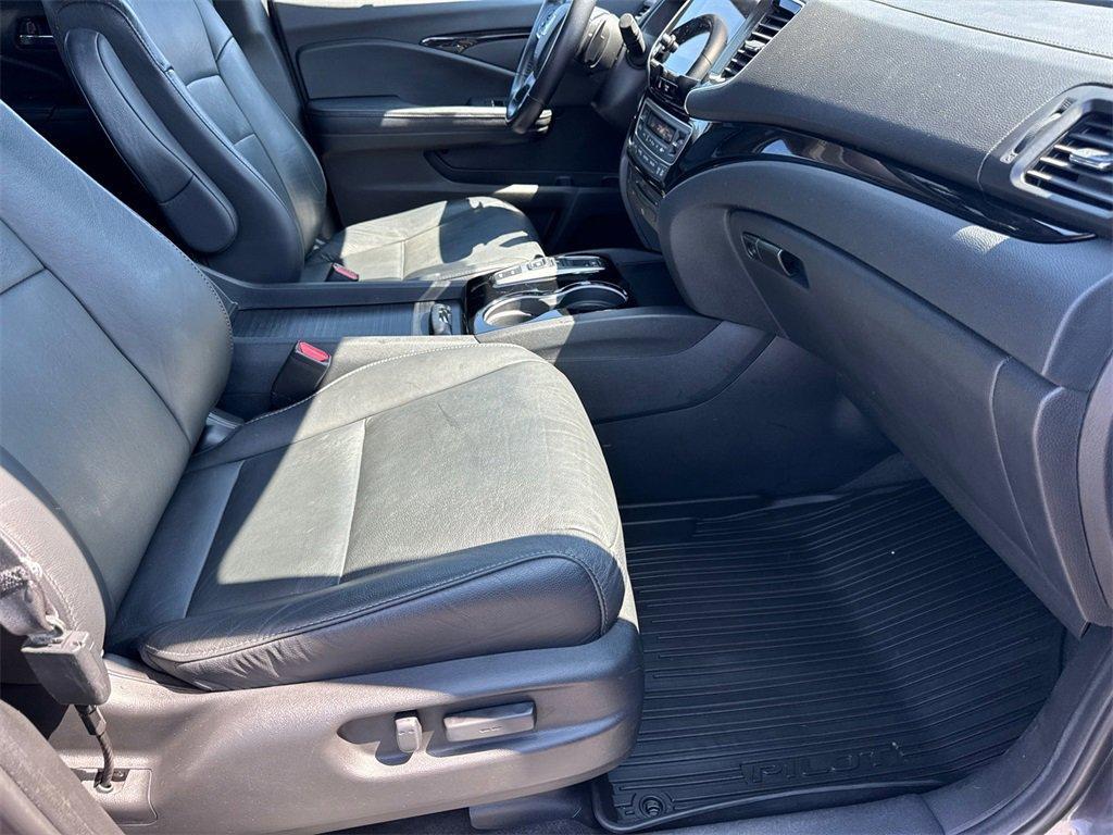 used 2021 Honda Pilot car, priced at $23,447
