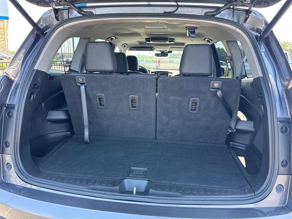 used 2021 Honda Pilot car, priced at $23,447
