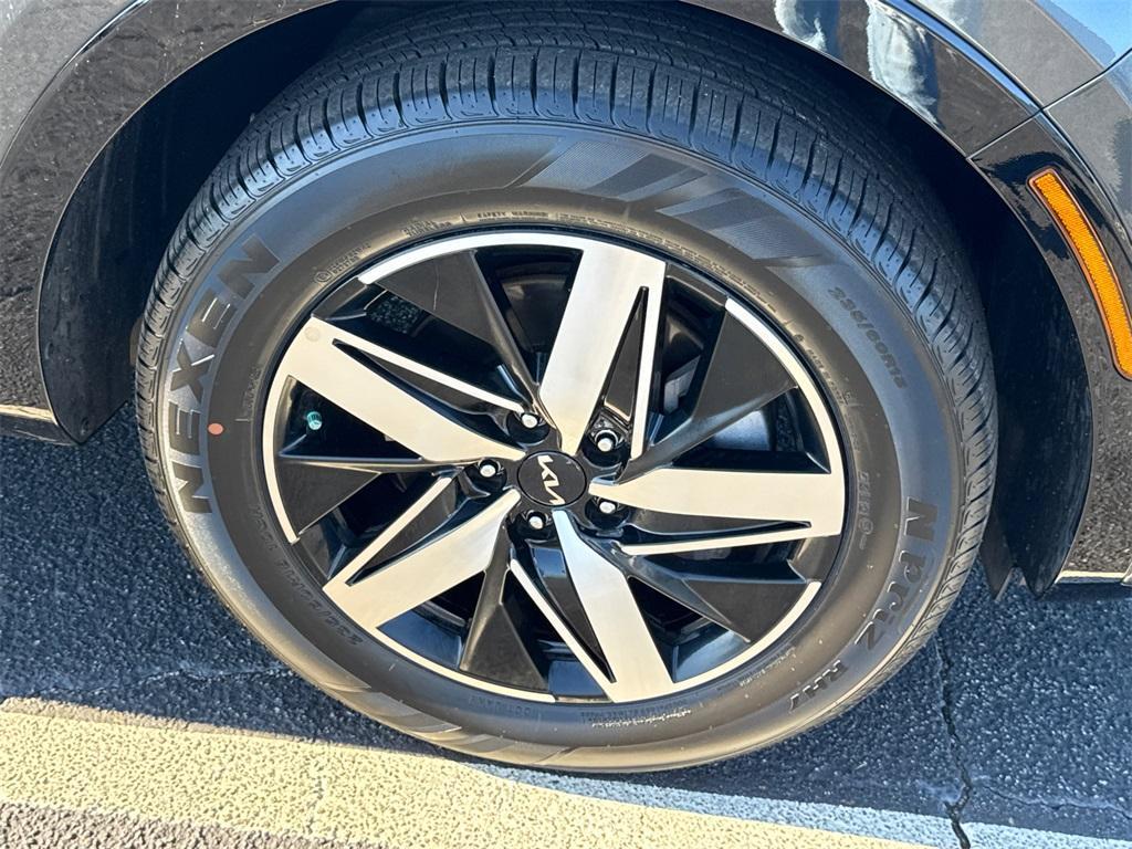 used 2022 Kia Sorento car, priced at $20,997