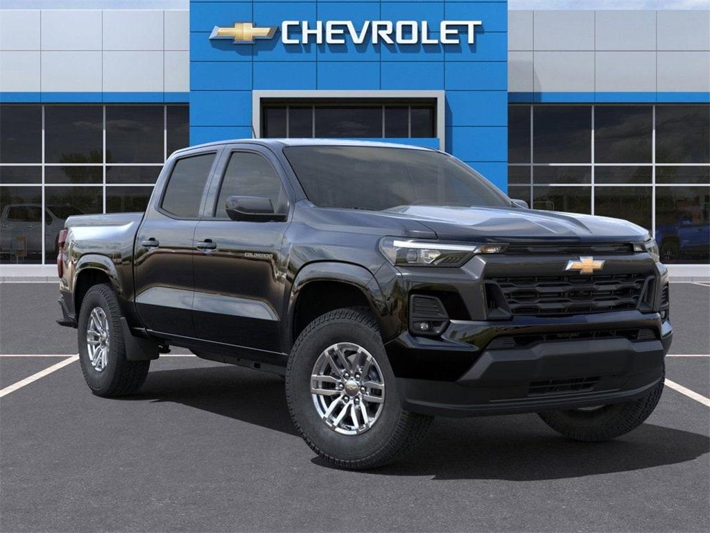 new 2025 Chevrolet Colorado car, priced at $42,535