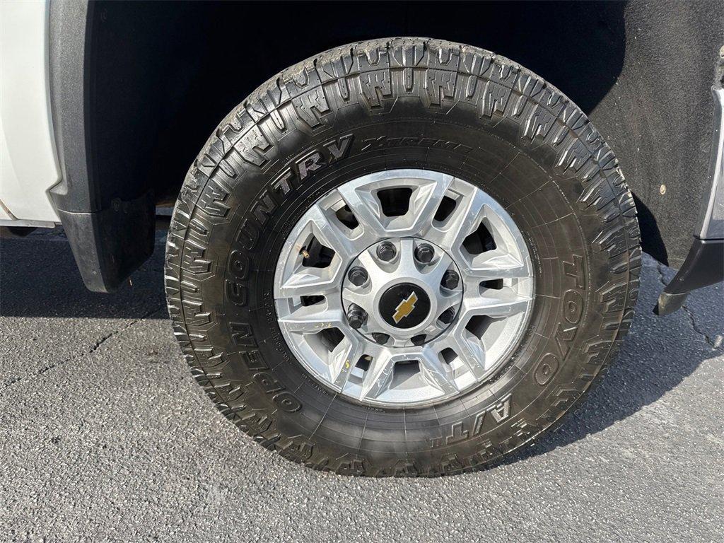 used 2024 Chevrolet Silverado 2500 car, priced at $51,996