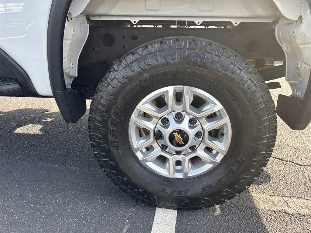 used 2024 Chevrolet Silverado 2500 car, priced at $51,996