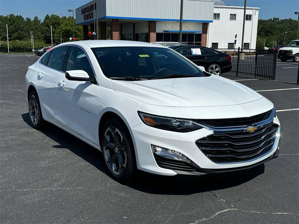 new 2025 Chevrolet Malibu car, priced at $25,880