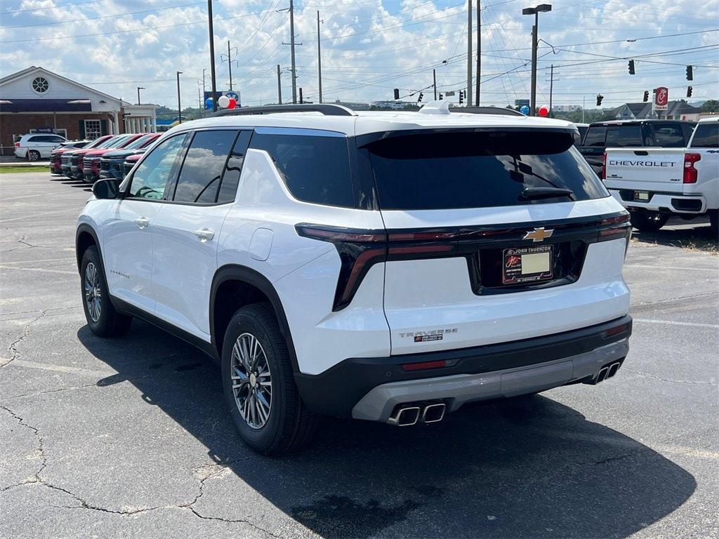 new 2026 Chevrolet Traverse car, priced at $43,985