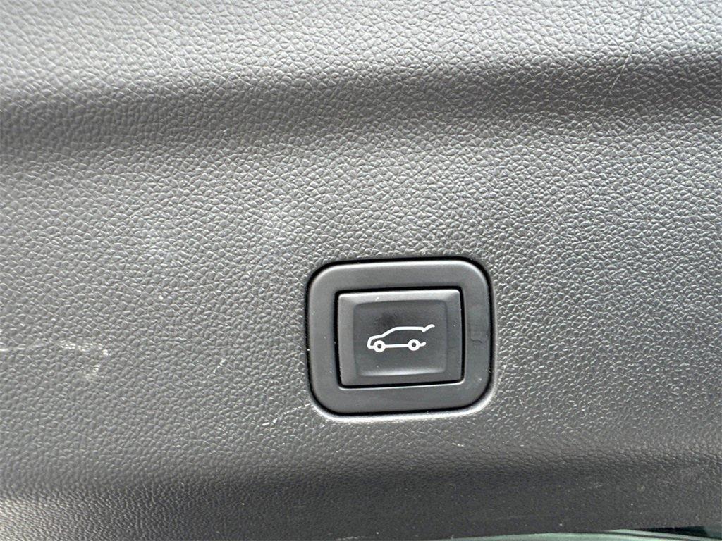 used 2023 Chevrolet Suburban car, priced at $41,556