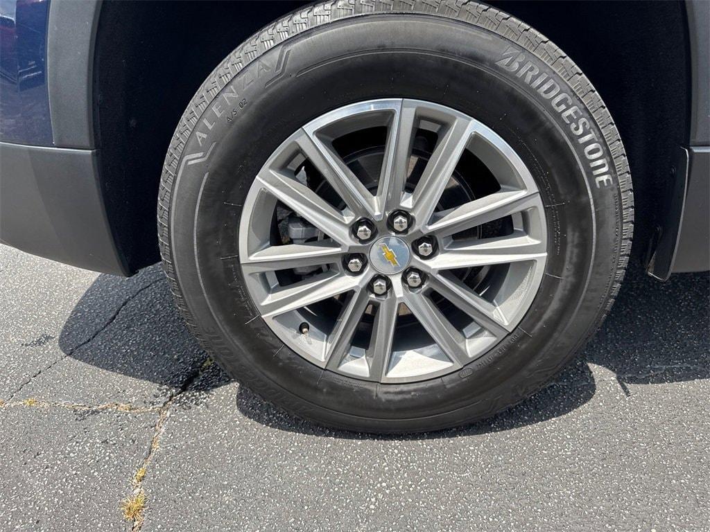 used 2022 Chevrolet Traverse car, priced at $24,514