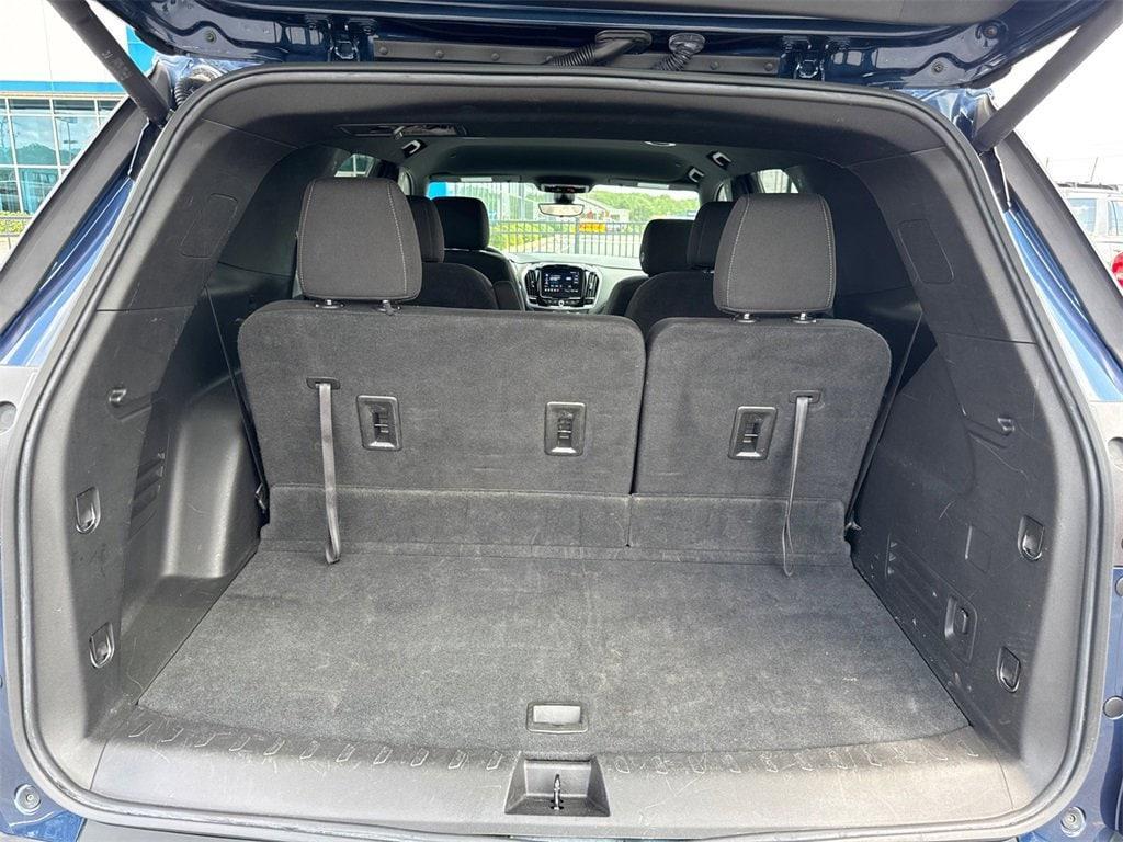 used 2022 Chevrolet Traverse car, priced at $24,514