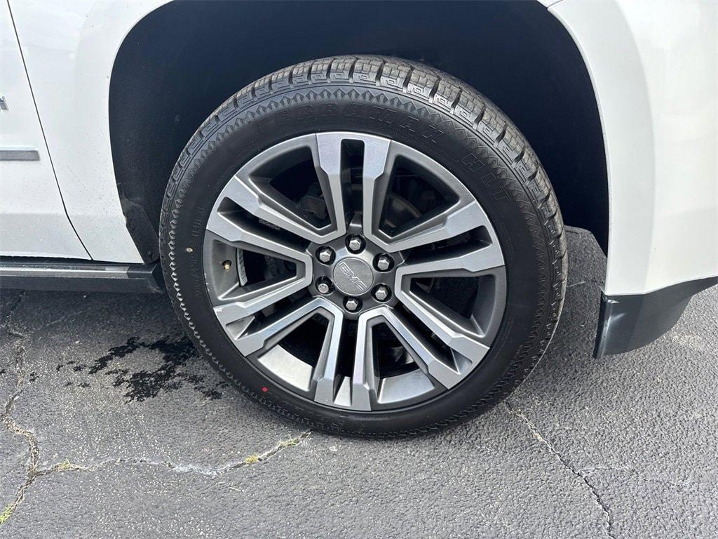 used 2020 GMC Yukon car, priced at $34,554