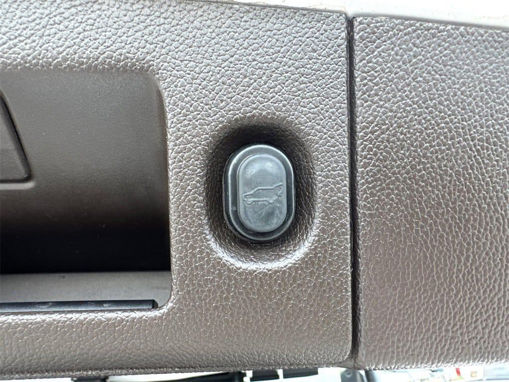 used 2020 GMC Yukon car, priced at $34,554