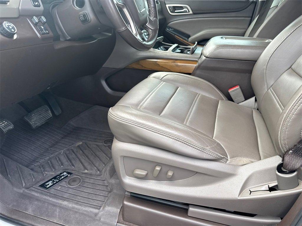 used 2020 GMC Yukon car, priced at $34,554