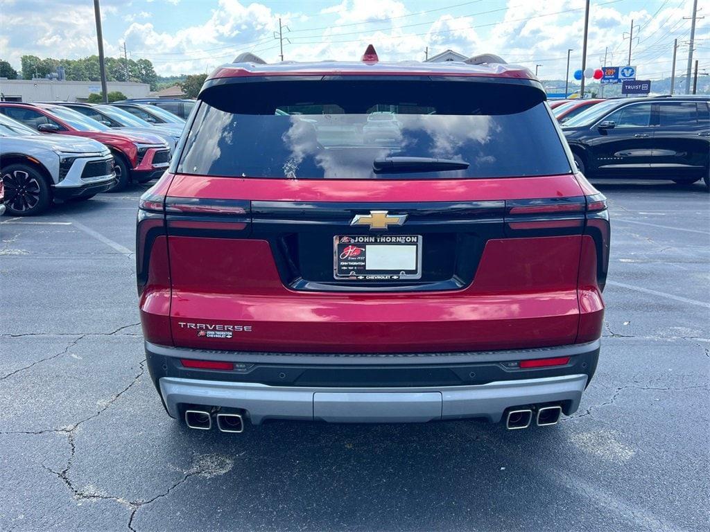 new 2025 Chevrolet Traverse car, priced at $42,925