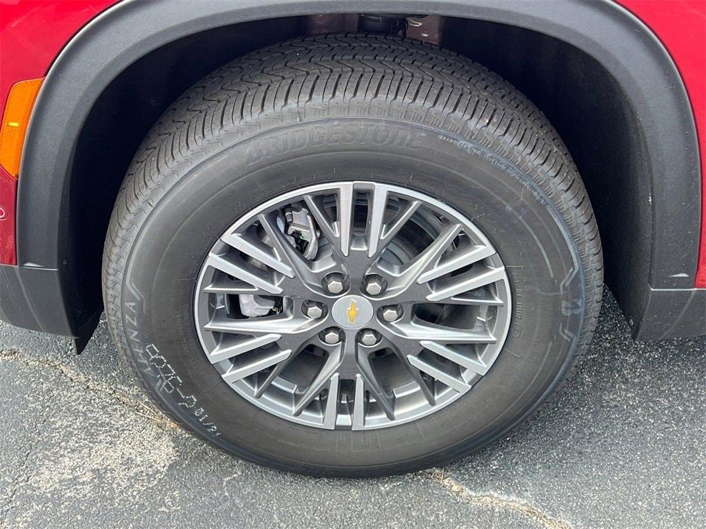 new 2025 Chevrolet Traverse car, priced at $42,925