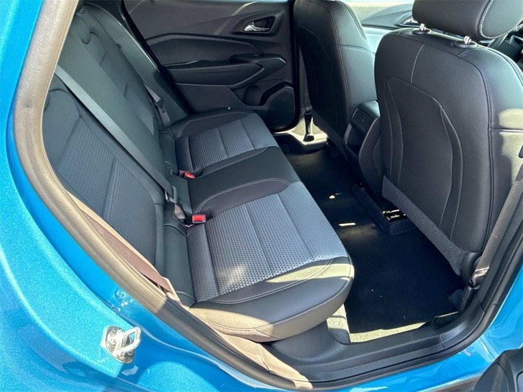 new 2025 Chevrolet Trax car, priced at $23,292