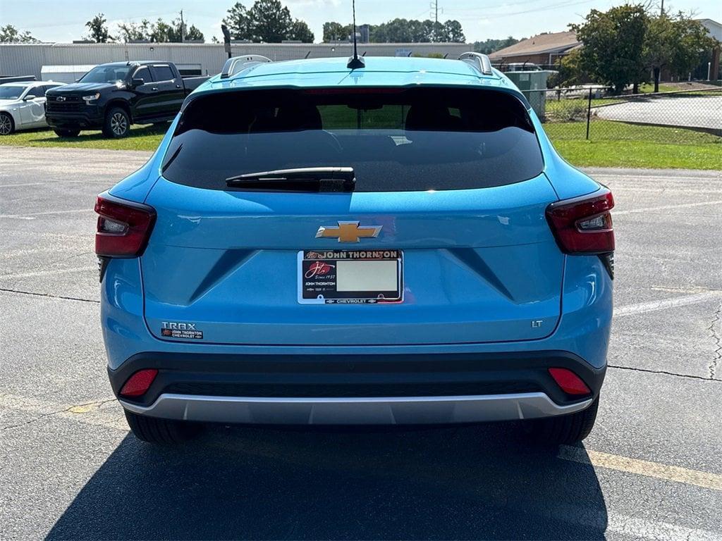 new 2025 Chevrolet Trax car, priced at $23,292
