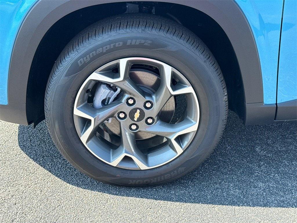new 2025 Chevrolet Trax car, priced at $23,292