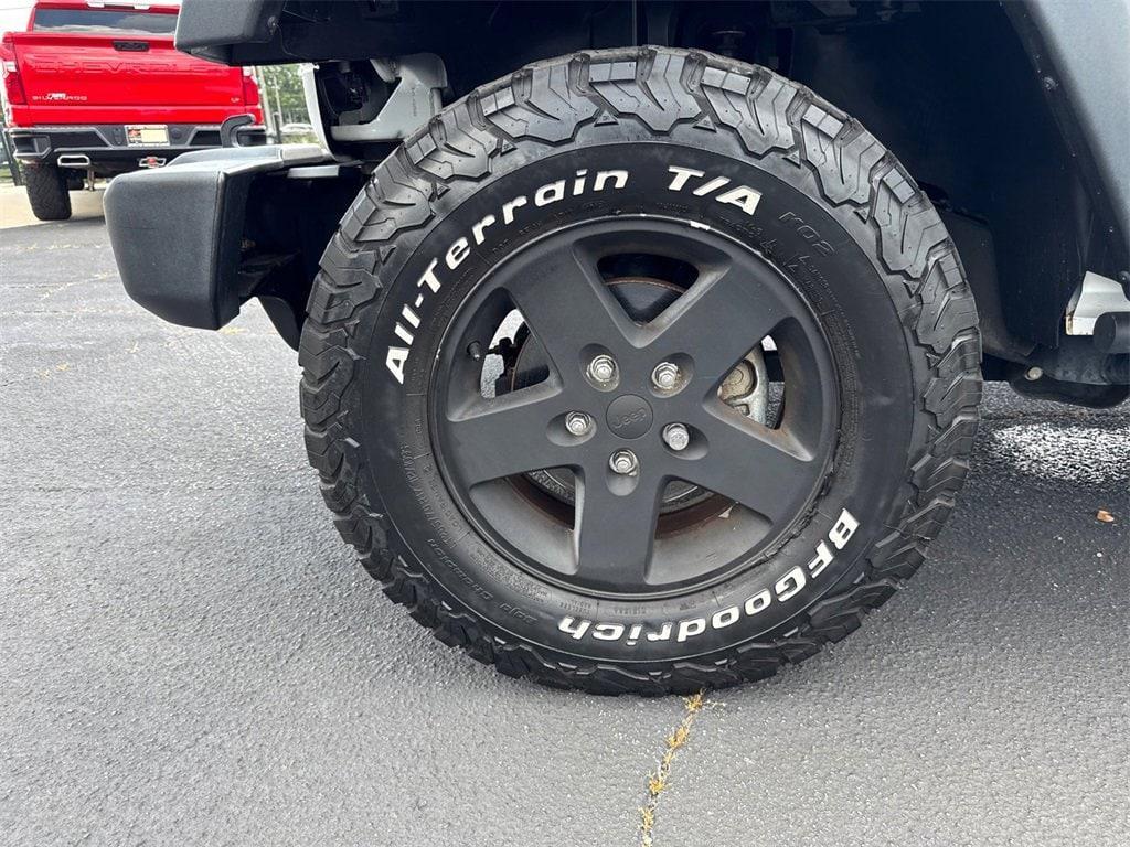 used 2016 Jeep Wrangler Unlimited car, priced at $15,354