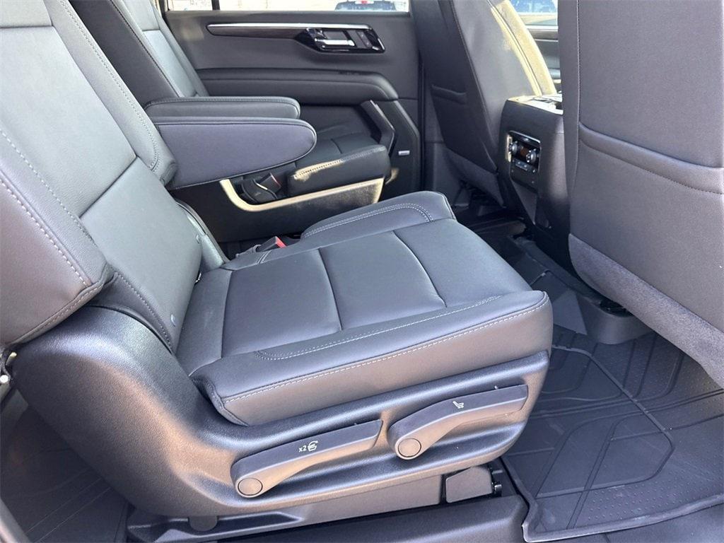 new 2026 Chevrolet Suburban car, priced at $74,560